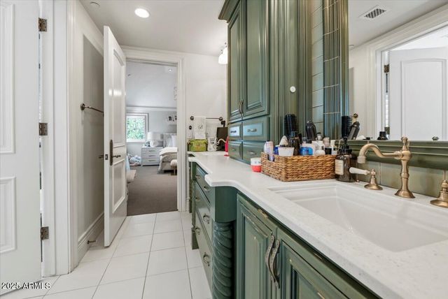 2205 E COLTER Street, Phoenix, AZ 85016