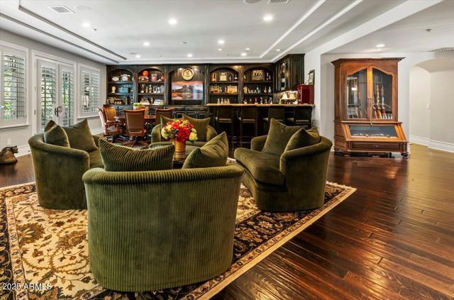 2205 E COLTER Street, Phoenix, AZ 85016