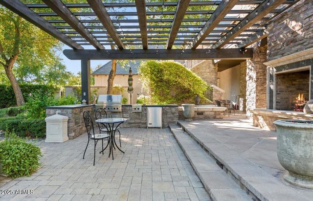 2205 E COLTER Street, Phoenix, AZ 85016