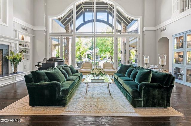 2205 E COLTER Street, Phoenix, AZ 85016