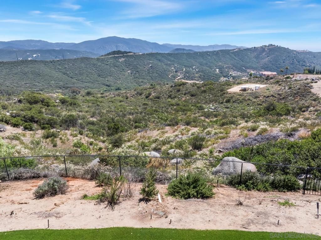 Image 40 of property listing at 2167 Collomia Ct., Alpine, CA 91901