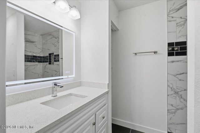 2012 KINGSWOOD Road, Jacksonville, FL 32207