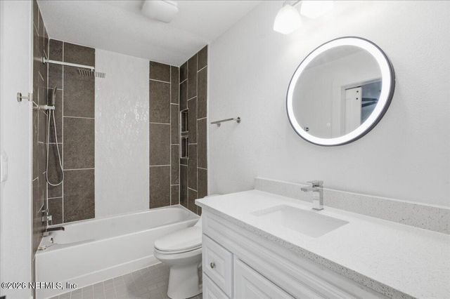 2012 KINGSWOOD Road, Jacksonville, FL 32207