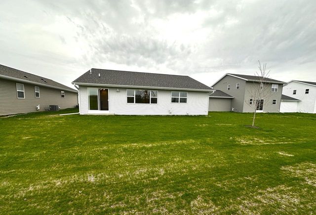 923 Sully WAY, Sheboygan Falls, WI 53085