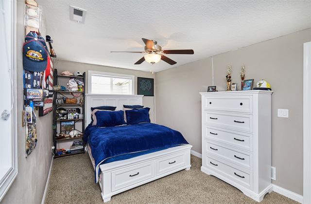 1388 S Sugar Creek Court, West Des Moines, IA 50266