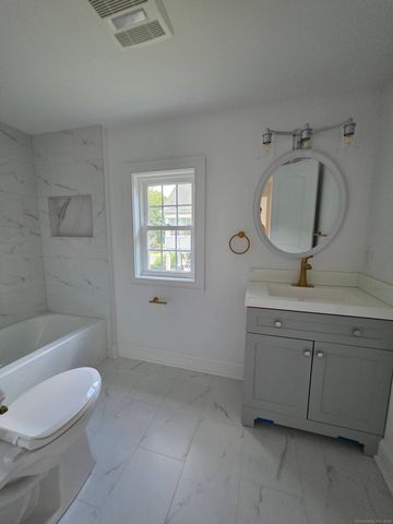 62 Davis Street, Danbury, CT 06810
