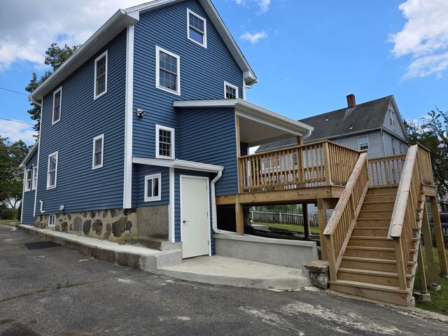 62 Davis Street, Danbury, CT 06810