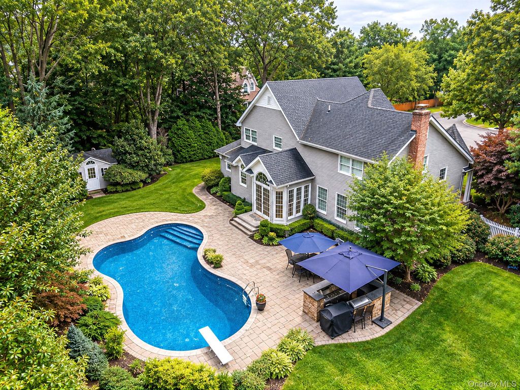 43 Locust Drive, Nesconset, NY 11767 — photo 2