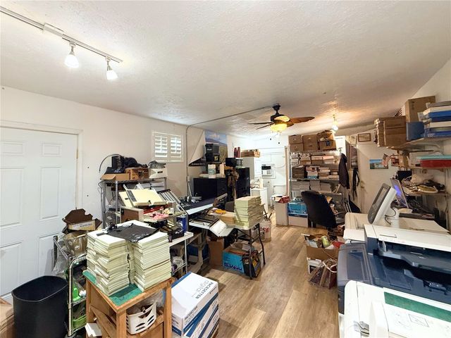 1114 Kaala Avenue, Wahiawa, HI 96786