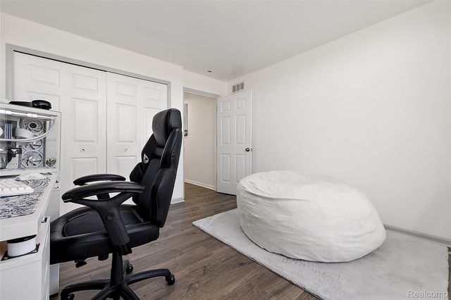 43187 Vintners Place Drive, Sterling Heights, MI 48314