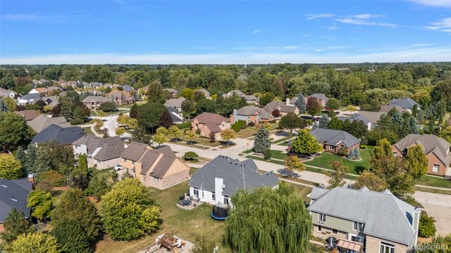 43187 Vintners Place Drive, Sterling Heights, MI 48314