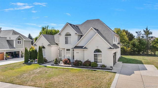 43187 Vintners Place Drive, Sterling Heights, MI 48314