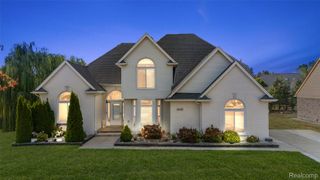 43187 Vintners Place Drive, Sterling Heights, MI 48314