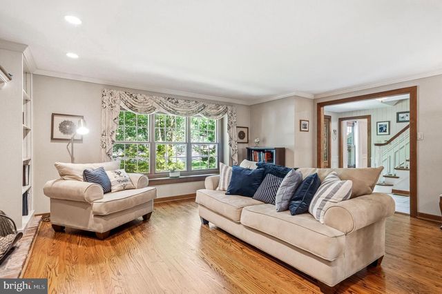 12 HESSIAN WAY, Cherry Hill, NJ 08003