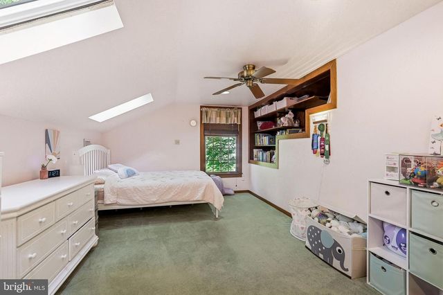 12 HESSIAN WAY, Cherry Hill, NJ 08003