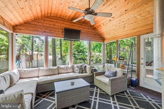 12 HESSIAN WAY, Cherry Hill, NJ 08003
