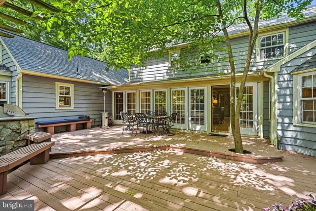 12 HESSIAN WAY, Cherry Hill, NJ 08003
