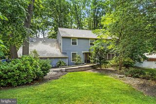 12 HESSIAN WAY, Cherry Hill, NJ 08003