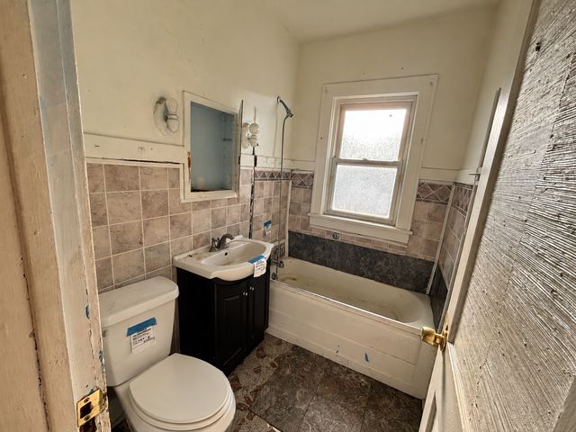1341 W 112th Place, Chicago, IL 60643