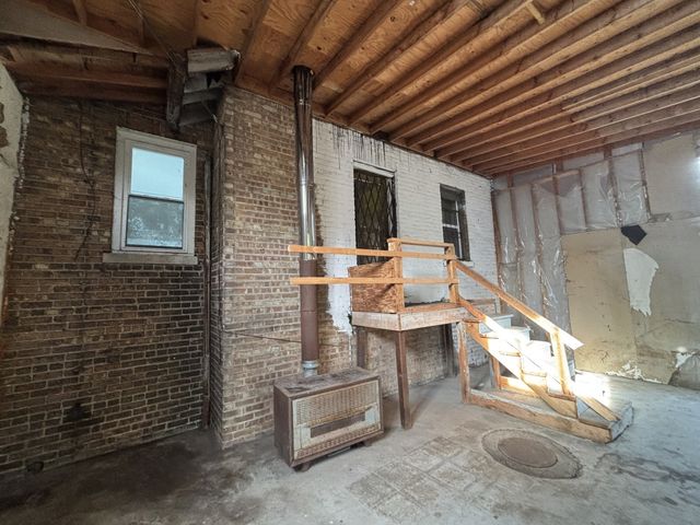 1341 W 112th Place, Chicago, IL 60643