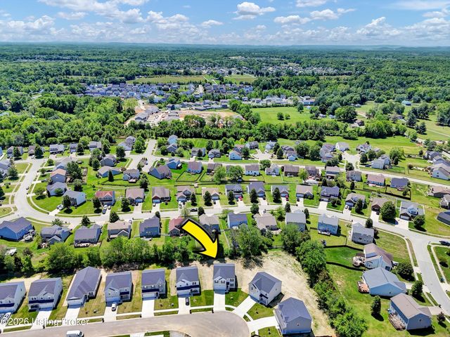 8304 Fairmount Rd, Louisville, KY 40291