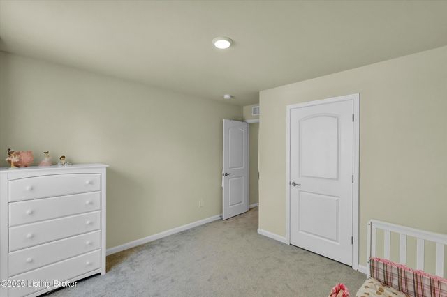 8304 Fairmount Rd, Louisville, KY 40291