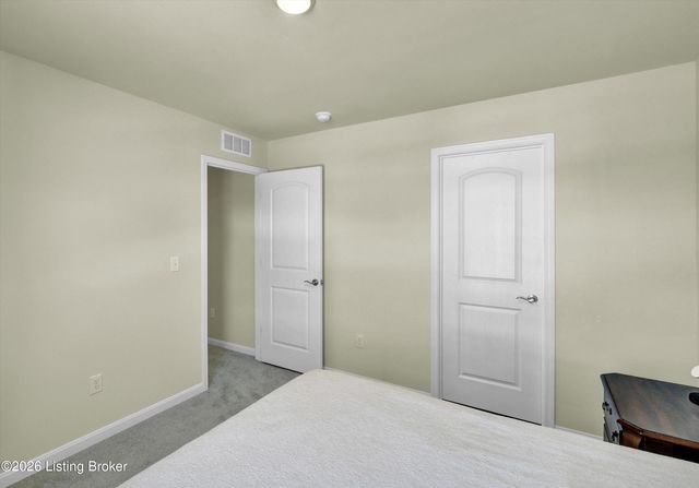 8304 Fairmount Rd, Louisville, KY 40291
