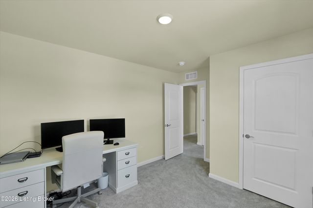 8304 Fairmount Rd, Louisville, KY 40291