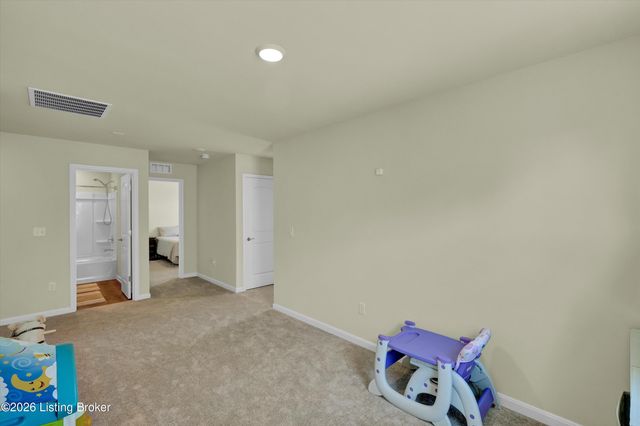 8304 Fairmount Rd, Louisville, KY 40291