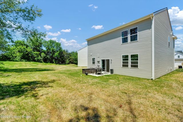 8304 Fairmount Rd, Louisville, KY 40291