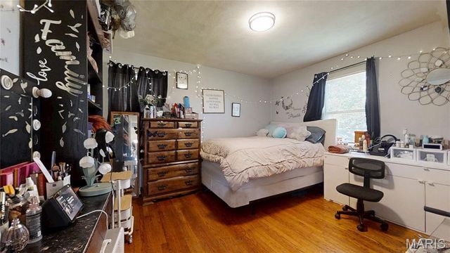 6835 Plymouth Avenue, University City, MO 63130
