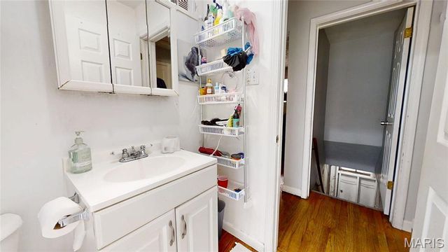 6835 Plymouth Avenue, University City, MO 63130