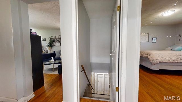 6835 Plymouth Avenue, University City, MO 63130