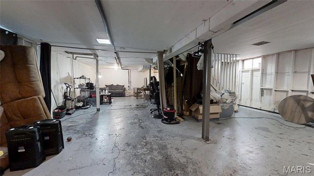 6835 Plymouth Avenue, University City, MO 63130