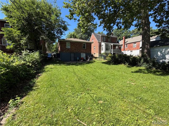 6835 Plymouth Avenue, University City, MO 63130