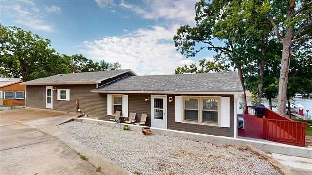 28723 Mistletoe Avenue, Warsaw, MO 65355