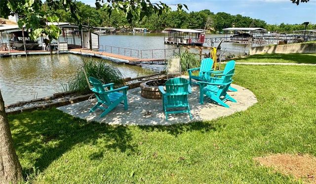 28723 Mistletoe Avenue, Warsaw, MO 65355