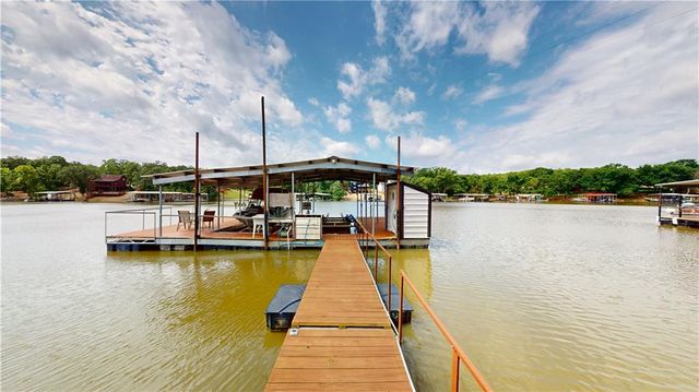 28723 Mistletoe Avenue, Warsaw, MO 65355
