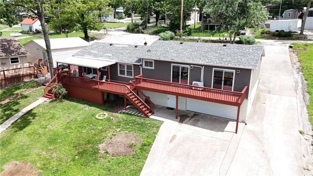 28723 Mistletoe Avenue, Warsaw, MO 65355