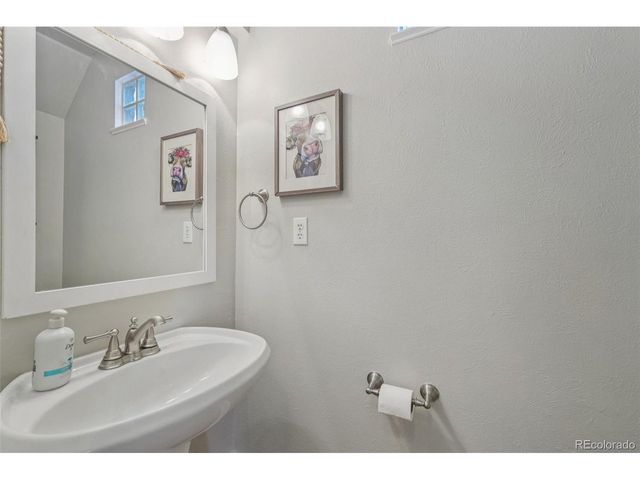 4612 S Pagosa Cir, Aurora, CO 80015