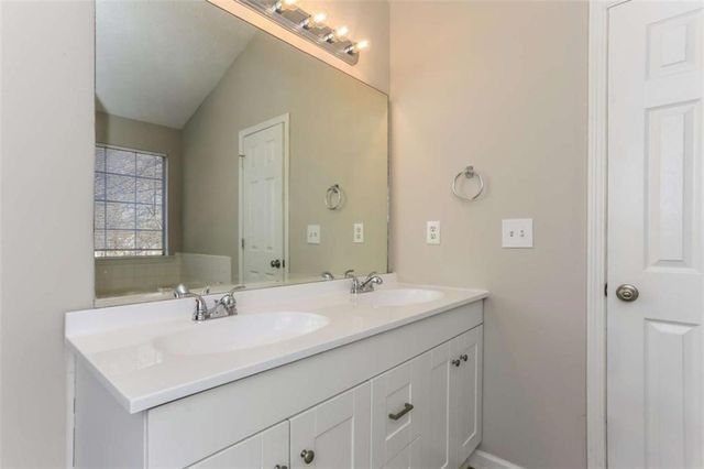 1600 Beech Grove Drive, Hampton, GA 30228