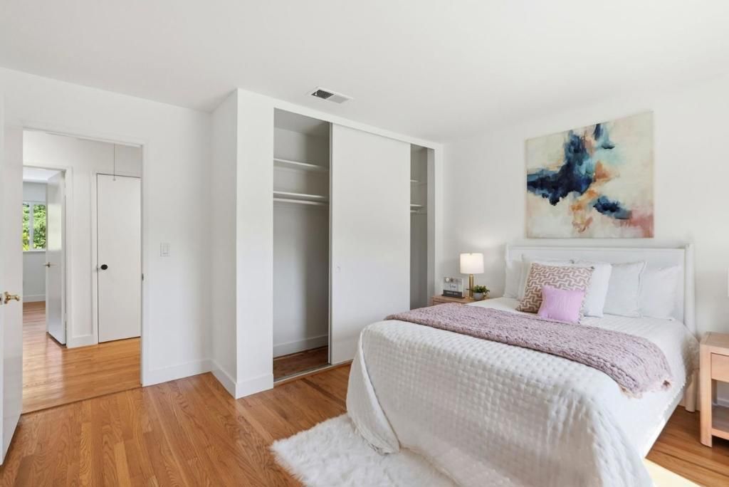 Image 29 of property listing at 1276 Larch Avenue, Moraga, CA 94556