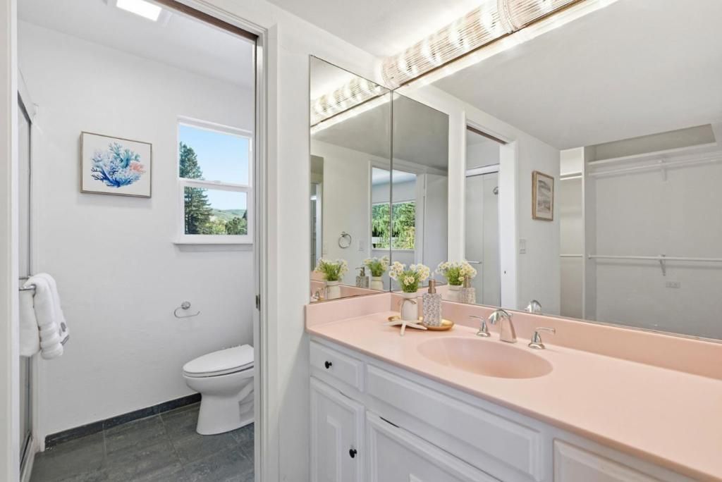 Image 43 of property listing at 1276 Larch Avenue, Moraga, CA 94556