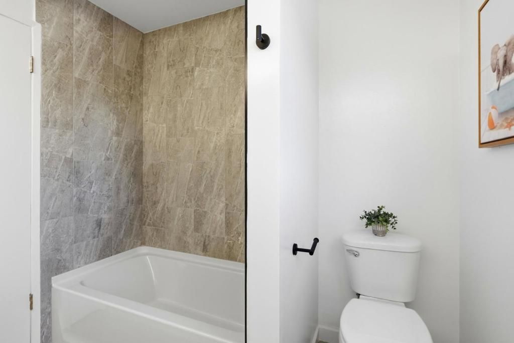 Image 46 of property listing at 1276 Larch Avenue, Moraga, CA 94556