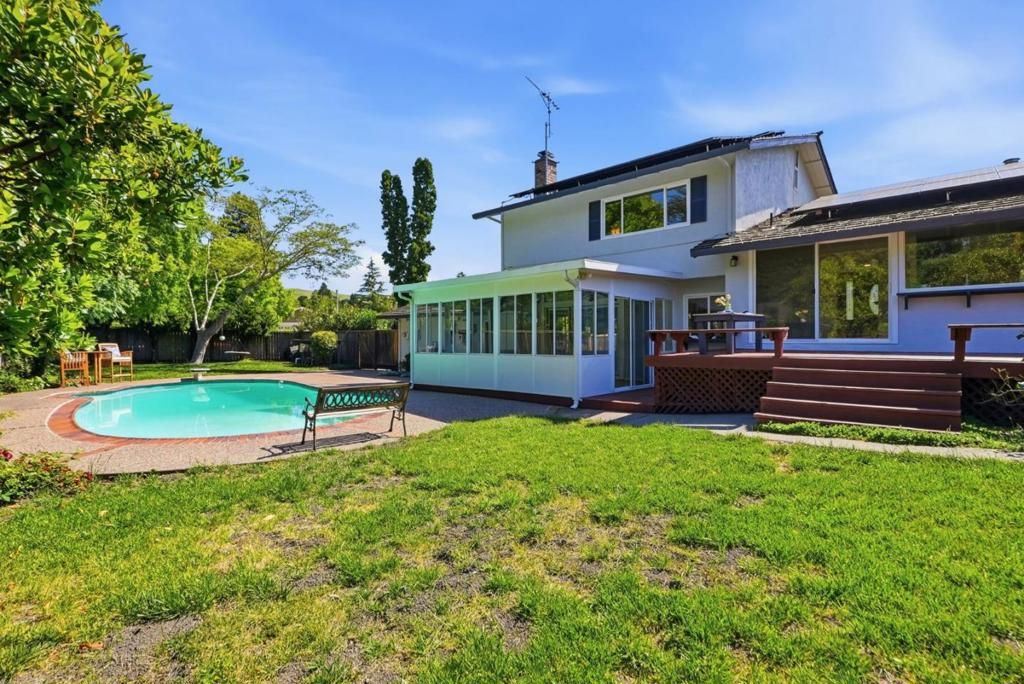 Image 50 of property listing at 1276 Larch Avenue, Moraga, CA 94556