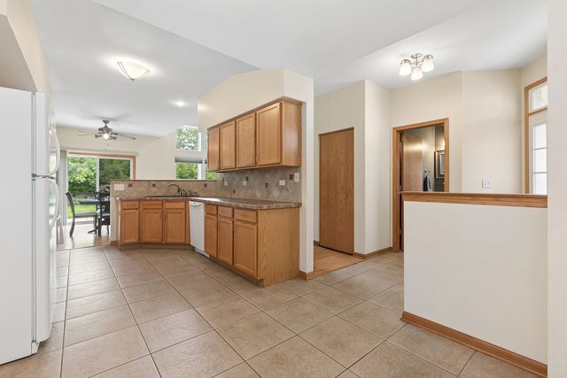 14908 W Victoria Crossing 14908, Lockport, IL 60441