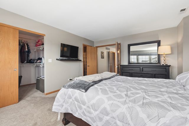 14908 W Victoria Crossing 14908, Lockport, IL 60441