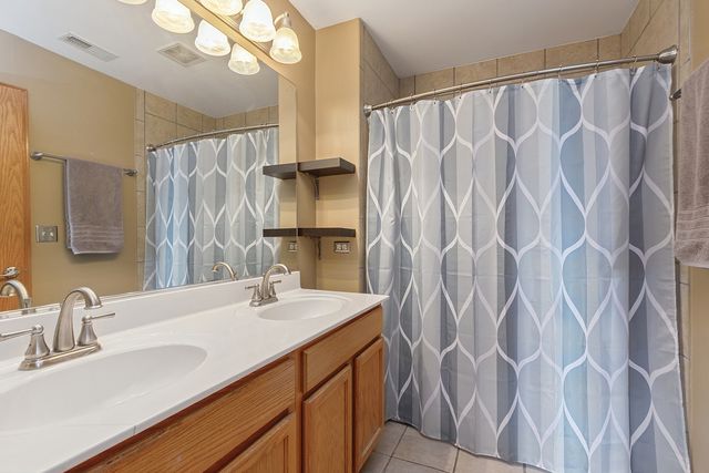 14908 W Victoria Crossing 14908, Lockport, IL 60441