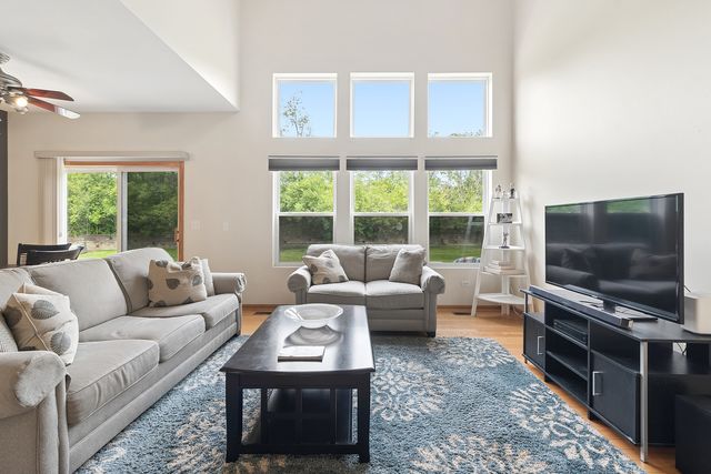 14908 W Victoria Crossing 14908, Lockport, IL 60441