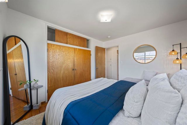 1148 Hillcrest Ct, Livermore, CA 94550